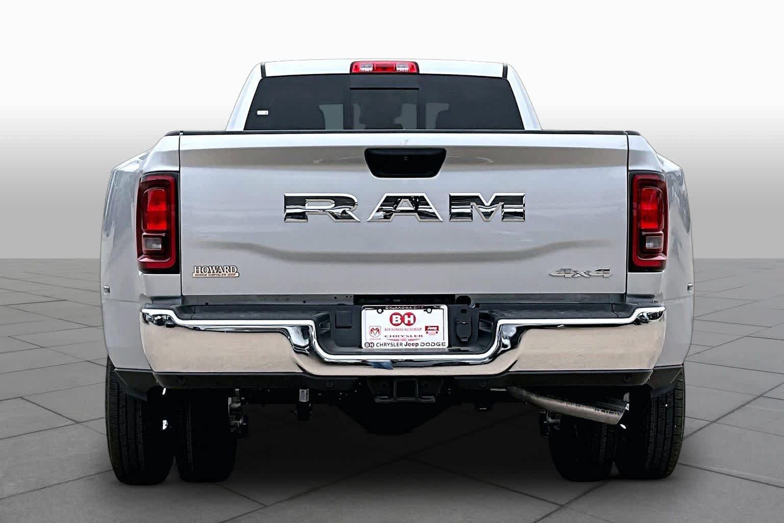 New 2026 RAM 3500 Tradesman AWD/4WD image 5