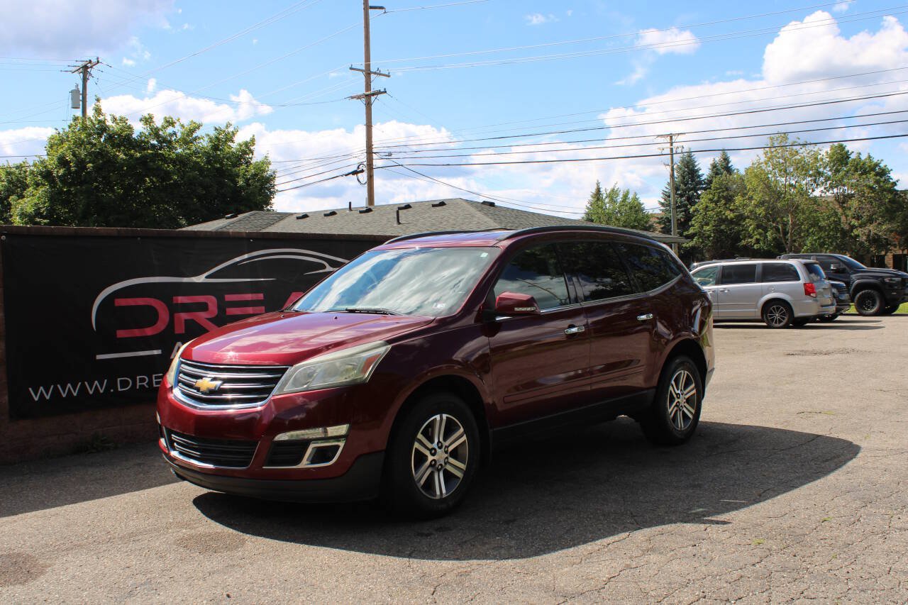 Used 2015 Chevrolet Traverse LT AWD/4WD image 1