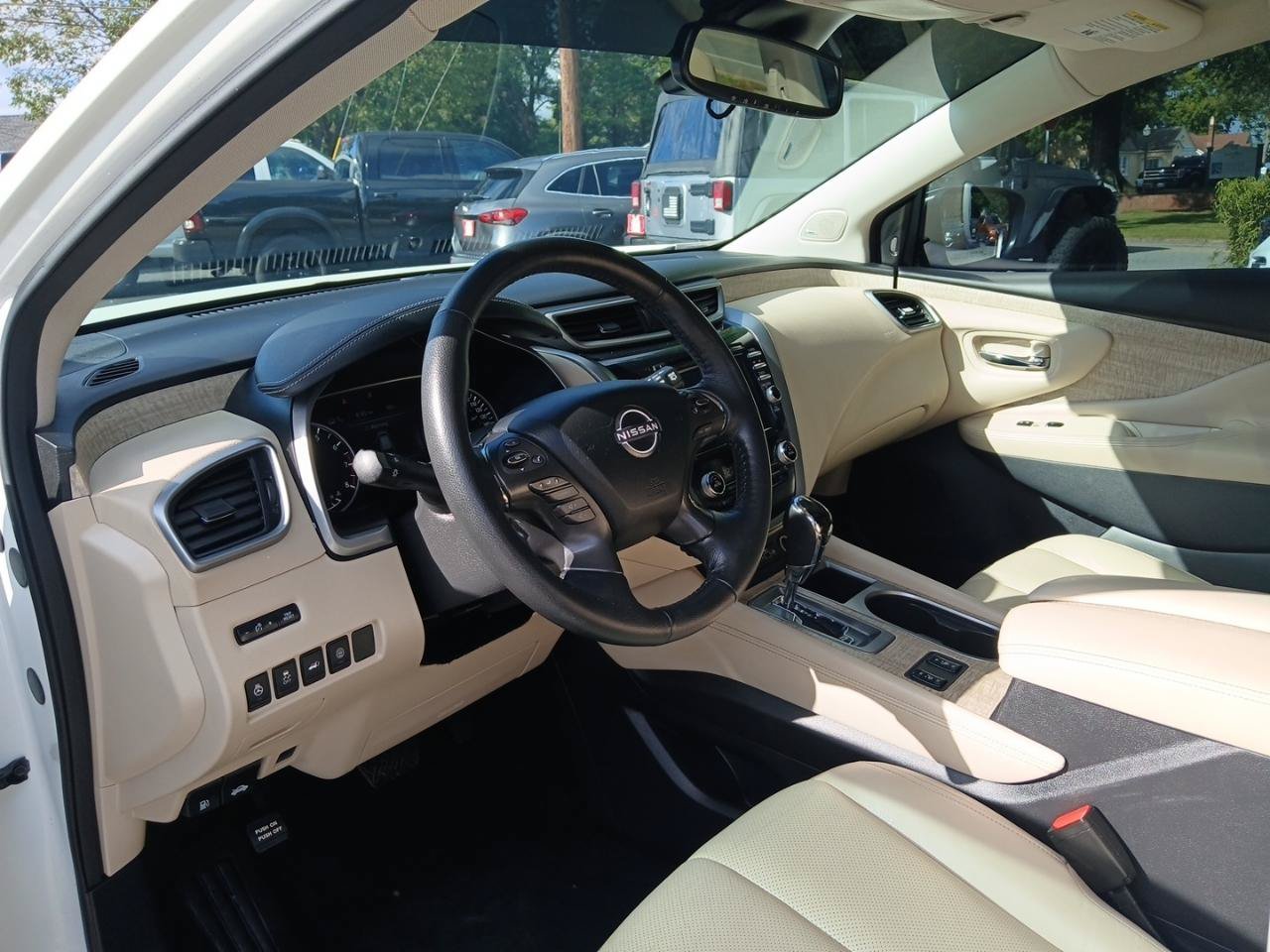 Used 2023 Nissan Murano SL AWD/4WD image 17