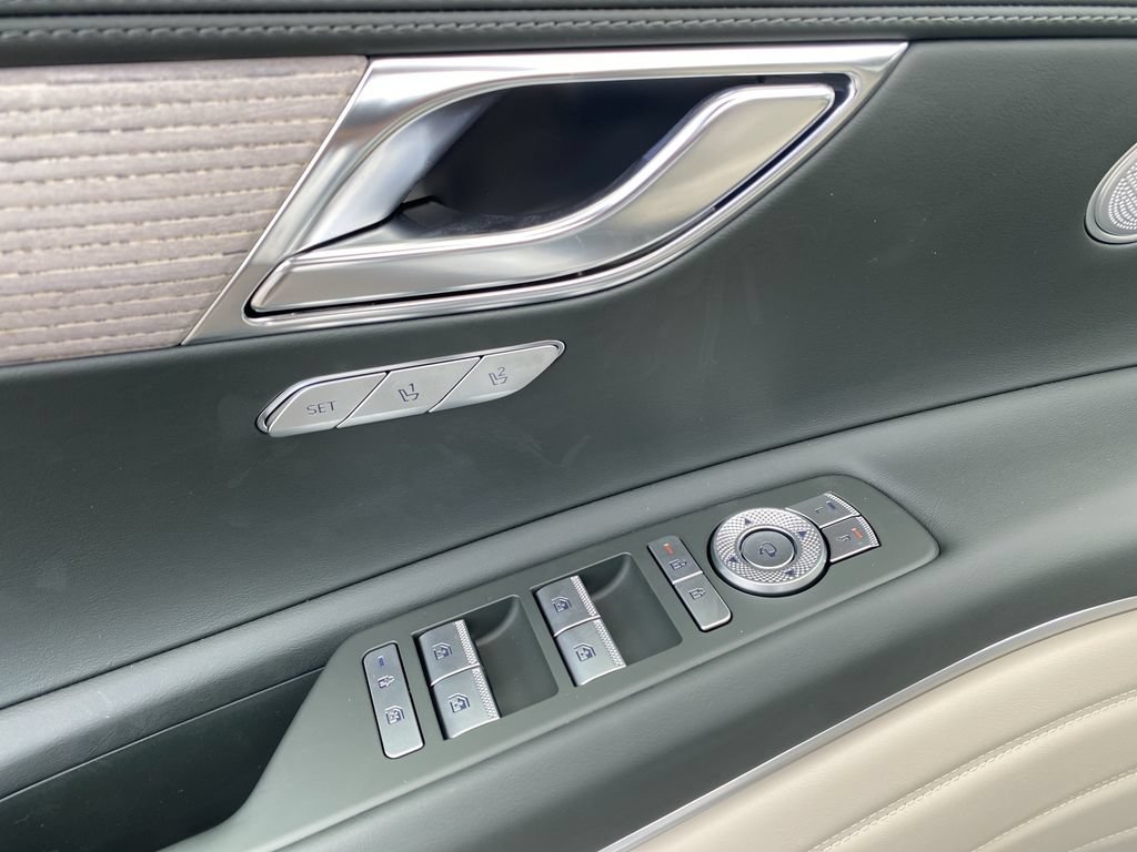 New 2027 Genesis GV80 2.5T Select AWD/4WD image 18