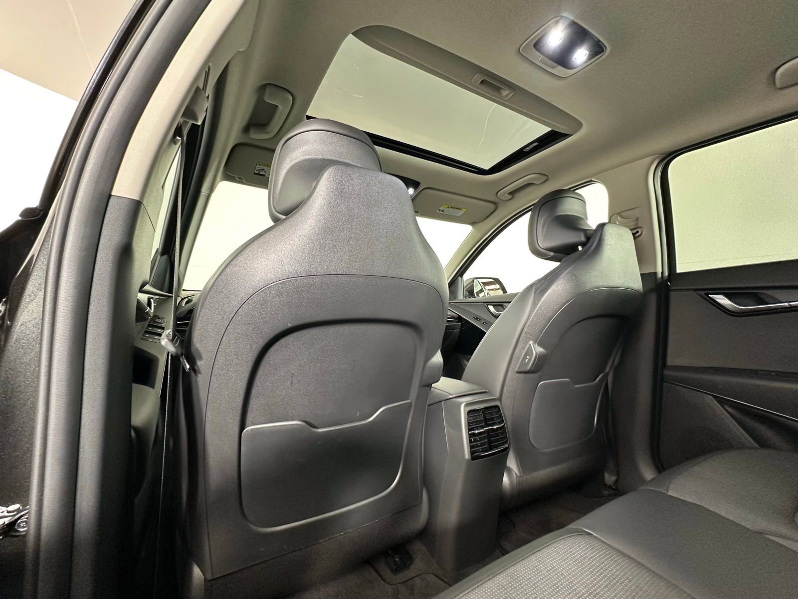 Used 2024 Kia Niro Wave image 23