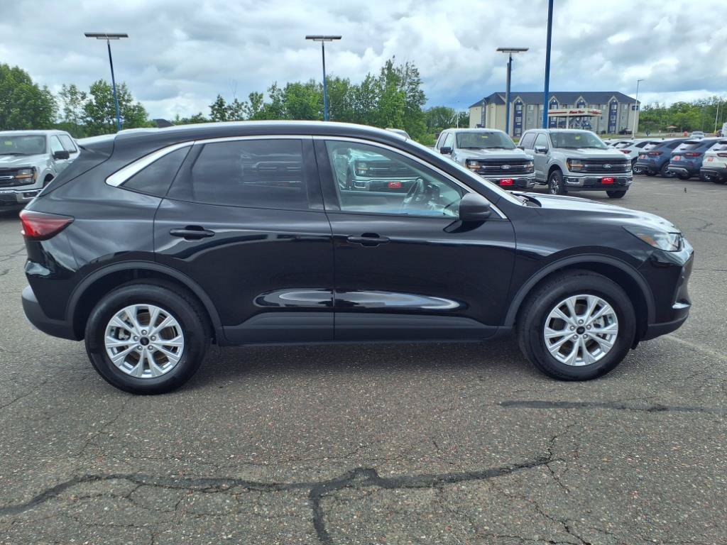 Used 2024 Ford Escape Active AWD/4WD image 7