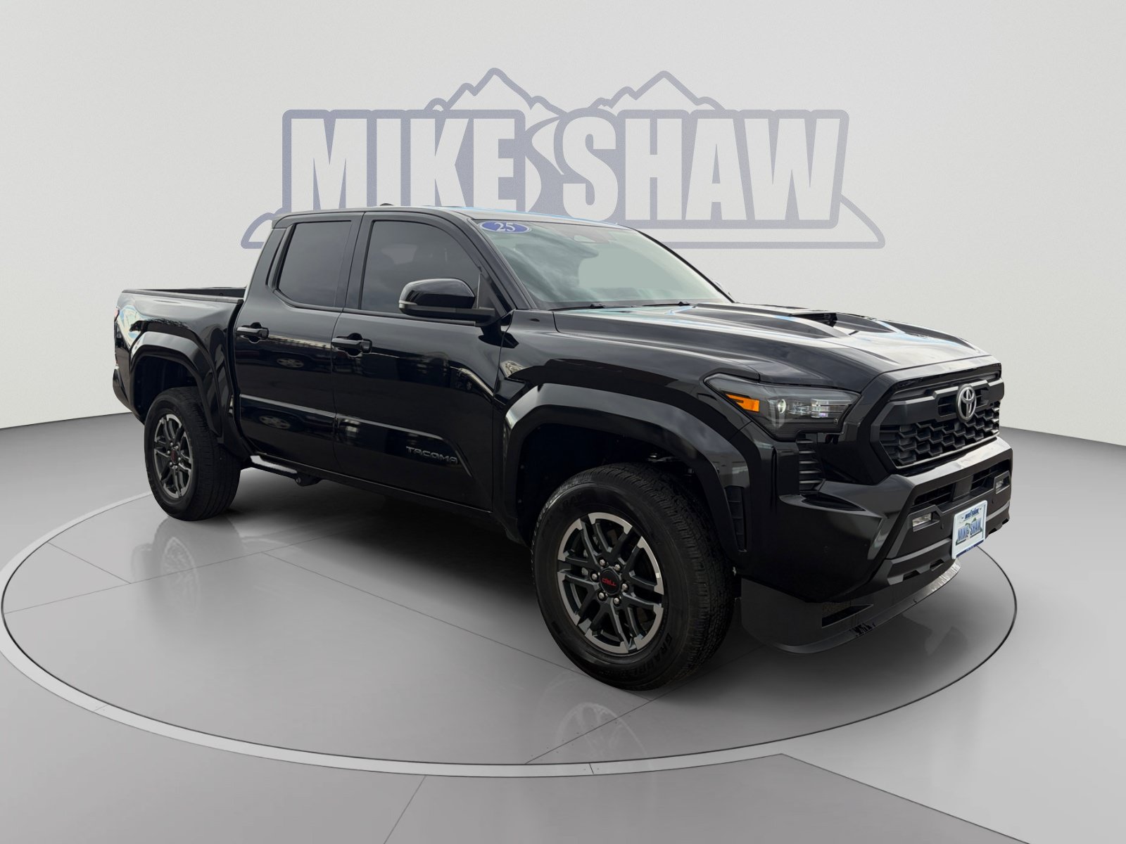 Used 2025 Toyota Tacoma TRD Sport w/ TRD Sport Upgrade Package AWD/4WD image 7