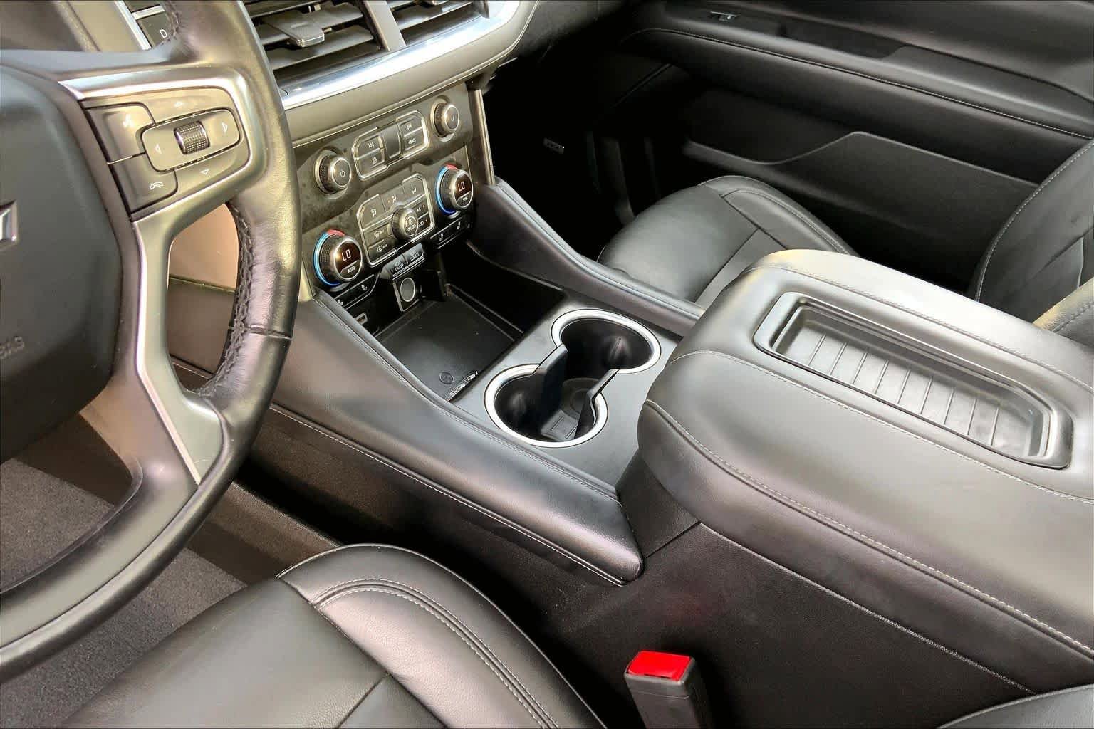 Used 2021 Chevrolet Tahoe LT w/ LT Signature Package AWD/4WD image 17
