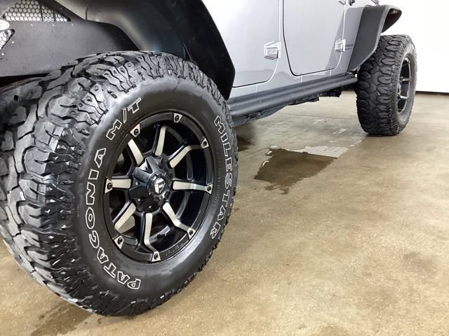 Used 2017 Jeep Wrangler Unlimited Sport AWD/4WD image 9