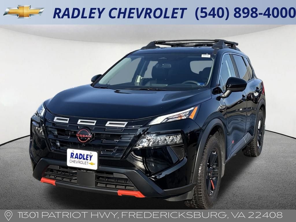 Used 2025 Nissan Rogue SV