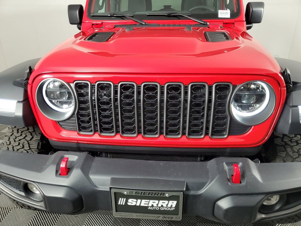 Used 2025 Jeep Wrangler Unlimited Rubicon AWD/4WD image 10
