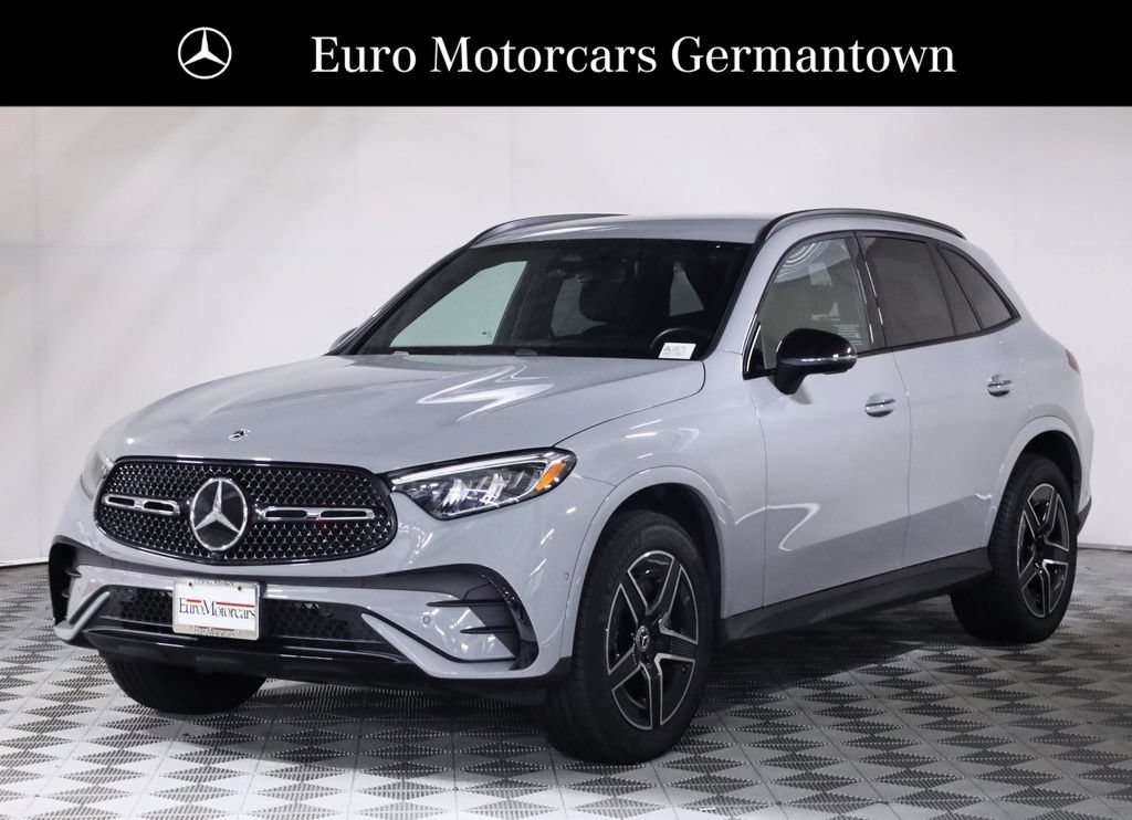 Used 2026 Mercedes-Benz GLC 300 4MATIC image 3