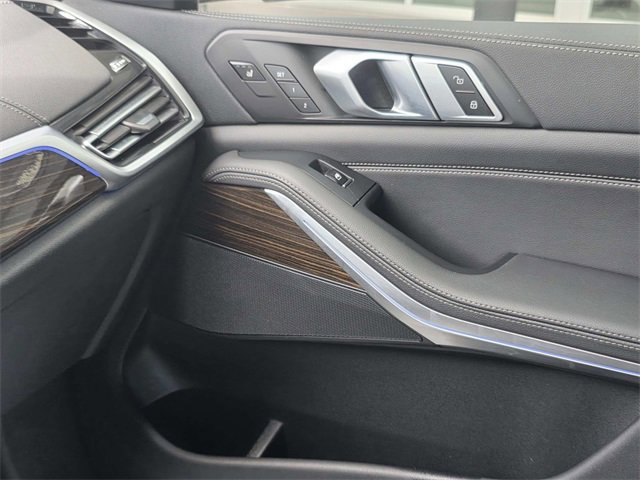 Used 2021 BMW X5 sDrive40i w/ Luxury Seating Package 2 image 20