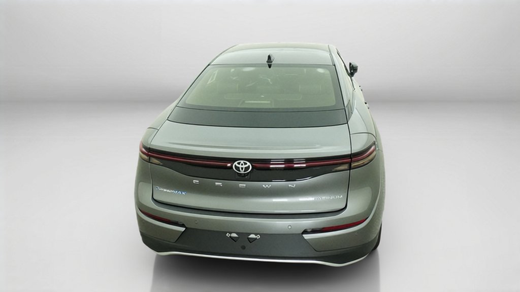 New 2026 Toyota Crown Platinum AWD/4WD image 10
