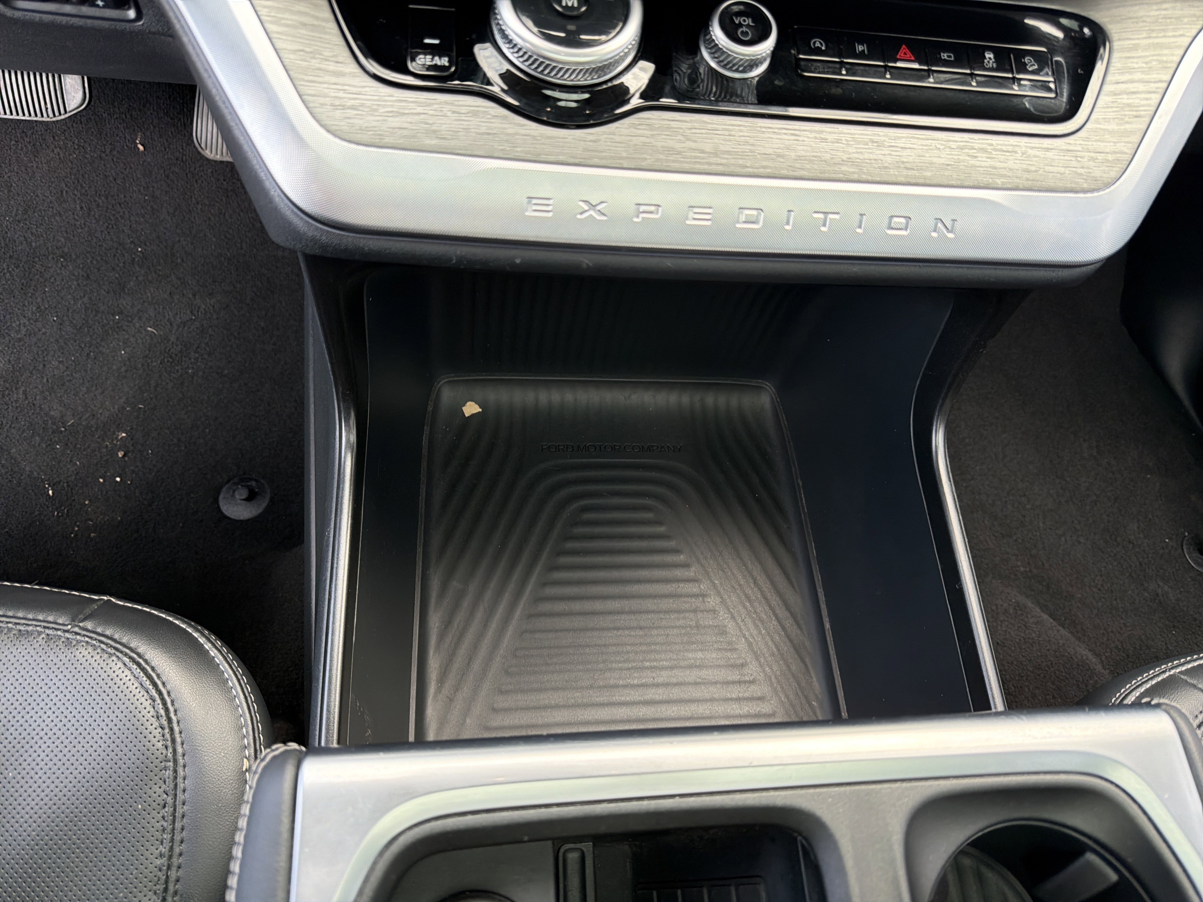 Used 2025 Ford Expedition Max Platinum image 82