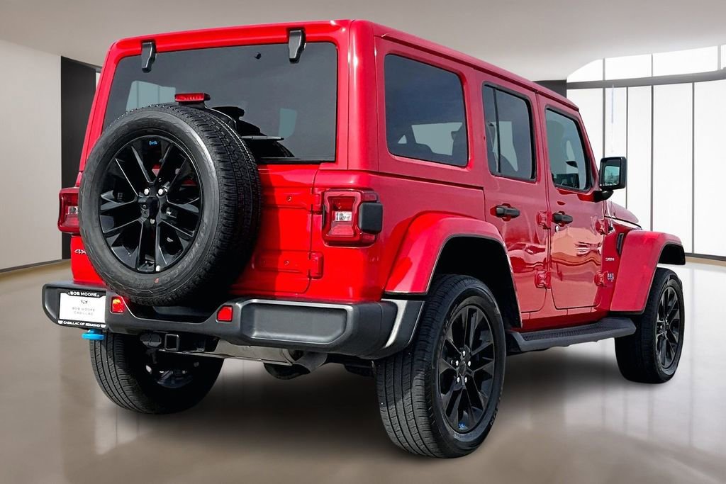 Used 2023 Jeep Wrangler Unlimited Sahara image 2