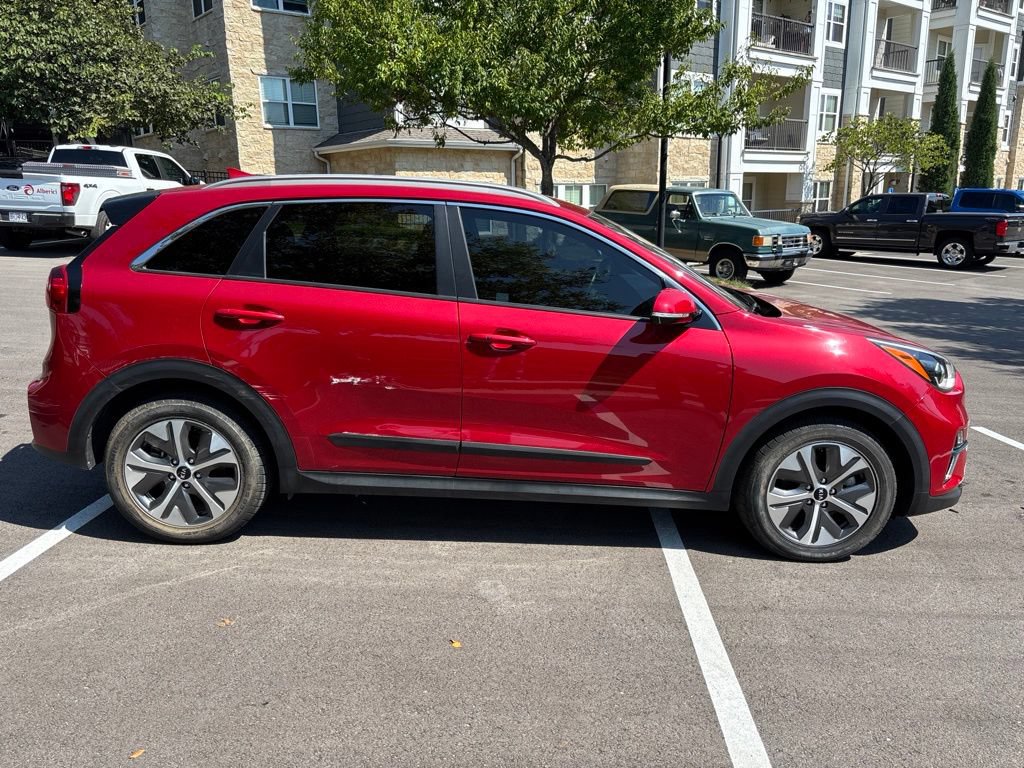 Used 2020 Kia Niro EX w/ Cold Weather Package FWD image 20