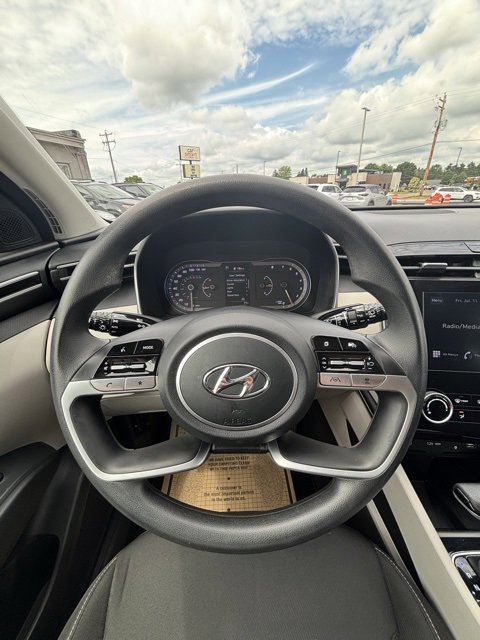 Used 2023 Hyundai Tucson SEL w/ Cargo Package image 17