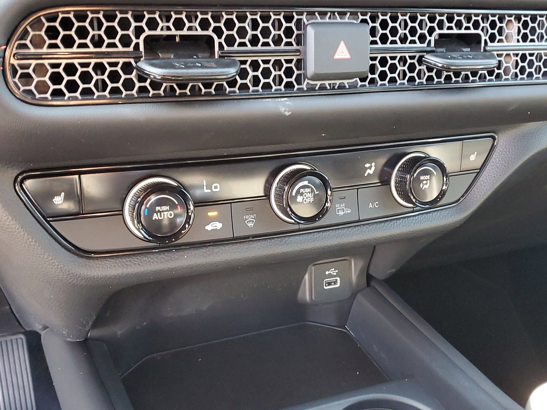 Used 2025 Honda HR-V Sport image 21