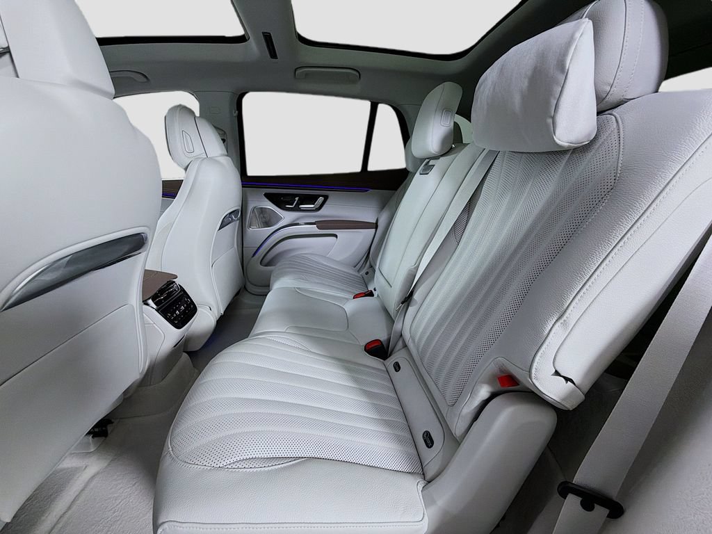 New 2026 Mercedes-Benz EQS 400 4MATIC SUV image 25