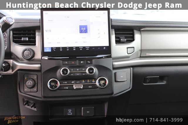 Used 2024 Ford Expedition XL AWD/4WD image 17