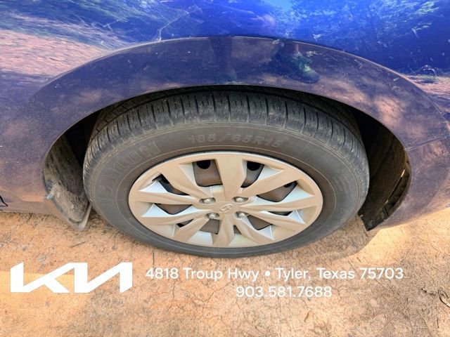 Used 2020 Hyundai Accent SE FWD image 12