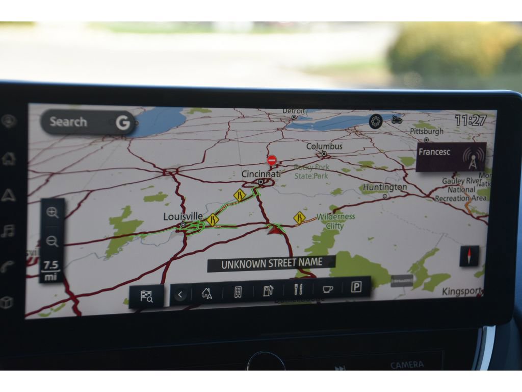 Used 2023 Nissan Altima 2.5 SR w/ SR Premium Package image 21