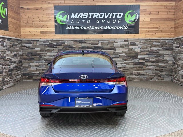 Certified 2023 Hyundai Elantra SEL w/ Convenience Package FWD image 9