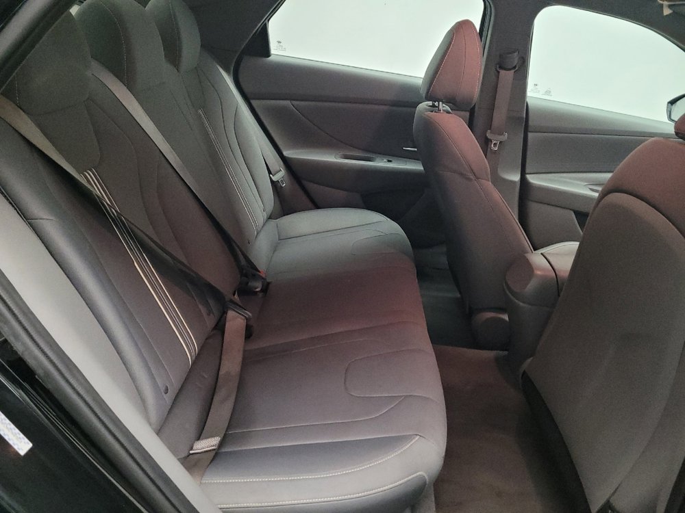 Used 2022 Hyundai Elantra SEL w/ Cargo Package image 19