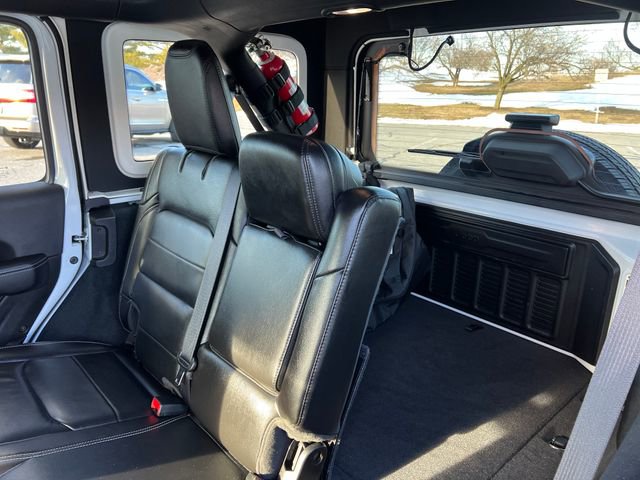 Used 2022 Jeep Wrangler Unlimited Sahara AWD/4WD image 27