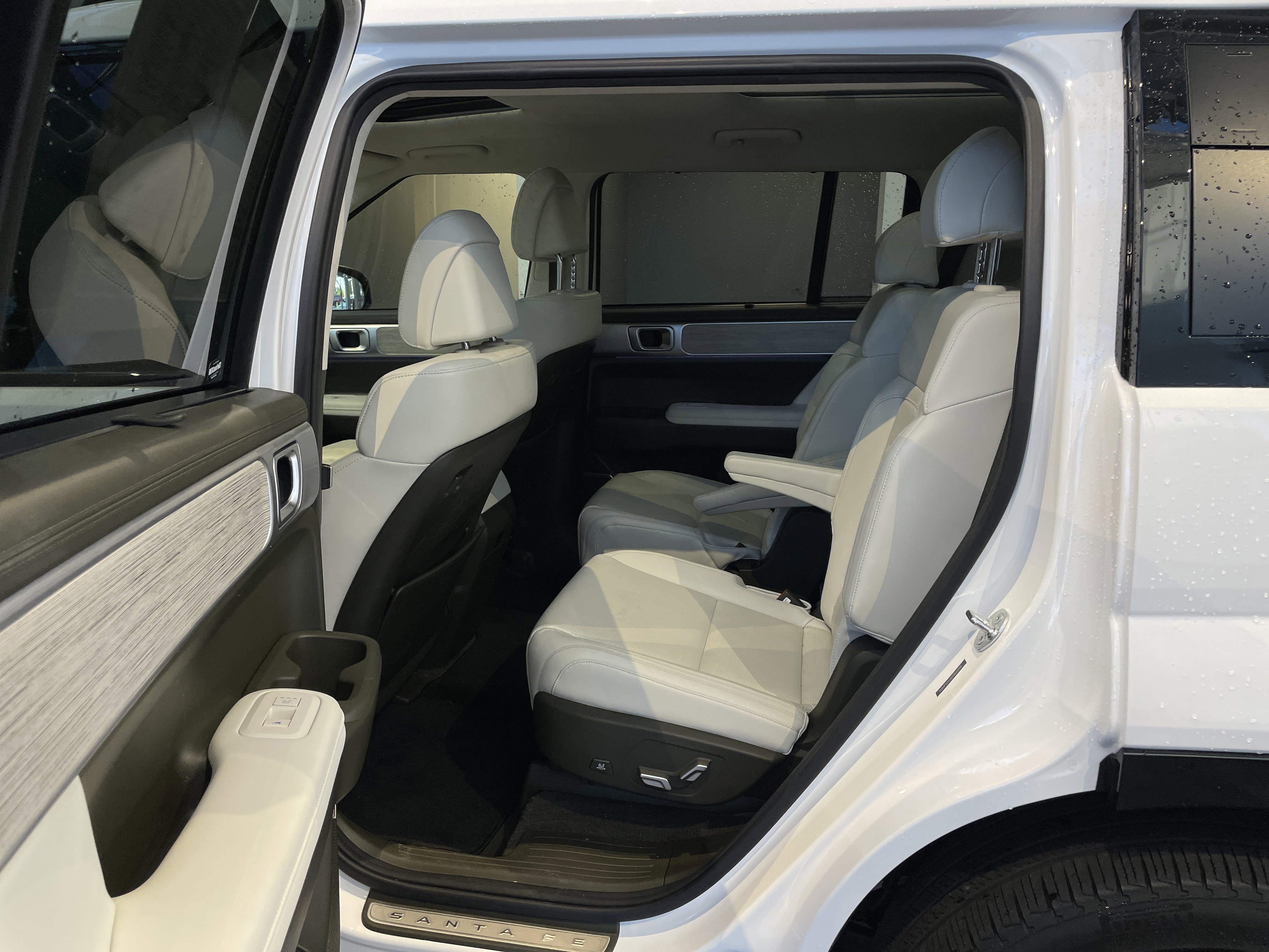 Used 2025 Hyundai Santa Fe Calligraphy AWD/4WD image 40