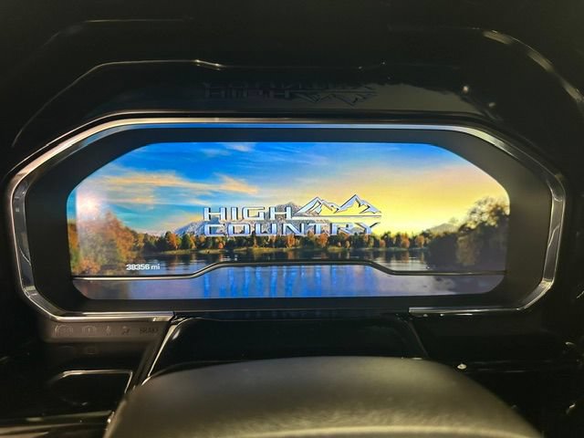 Used 2024 Chevrolet Silverado 1500 High Country w/ Technology Package AWD/4WD image 32