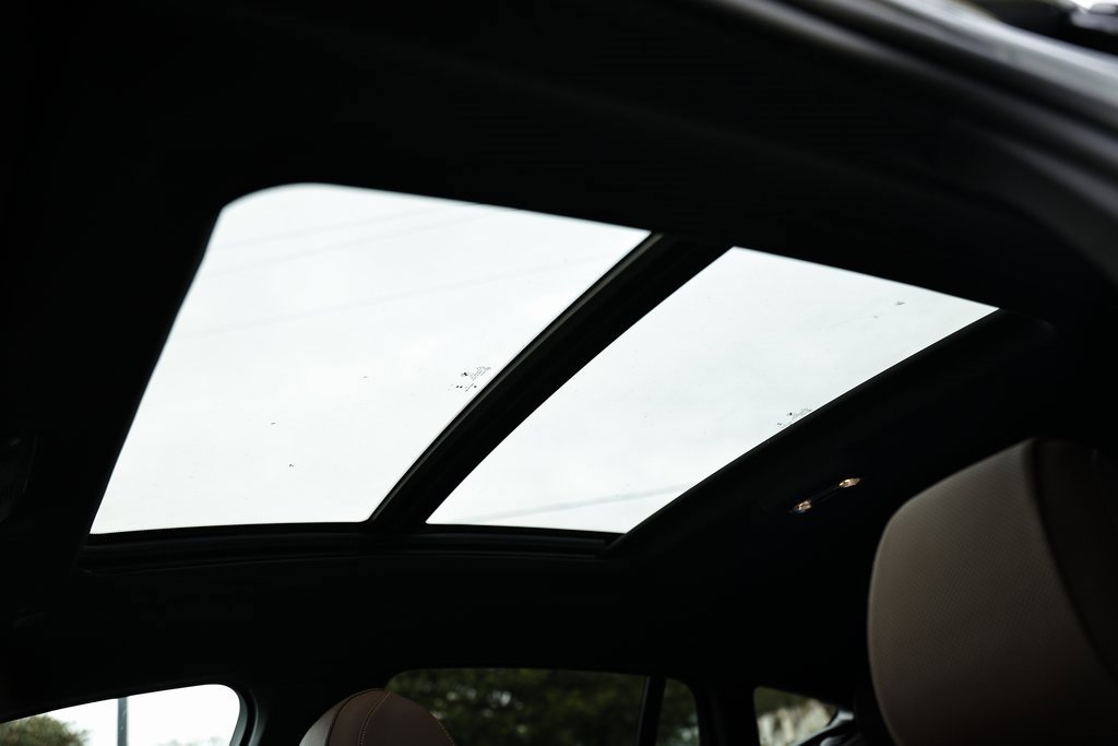 New 2026 BMW X6 xDrive40i w/ Premium Package image 14