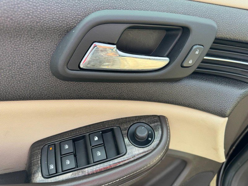 Used 2015 Chevrolet Malibu LT w/ Power Convenience Package image 16