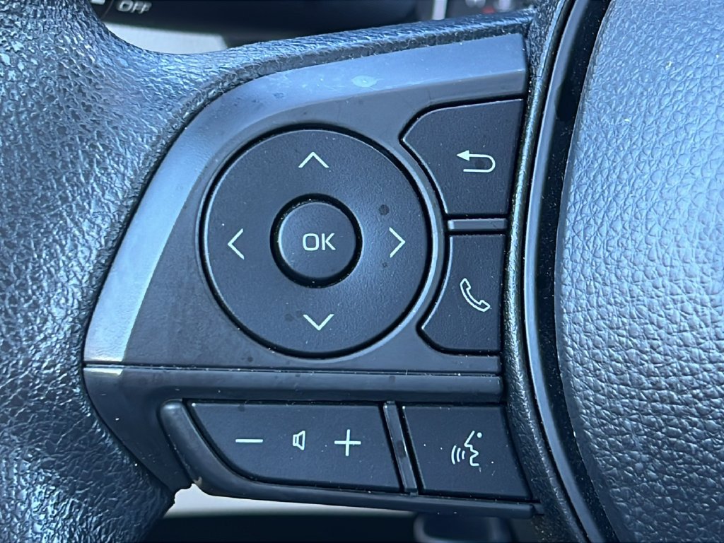 Used 2024 Toyota Corolla Cross L FWD image 19