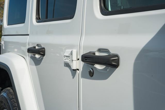 Used 2023 Jeep Wrangler Sahara w/ LED Lighting Group image 33