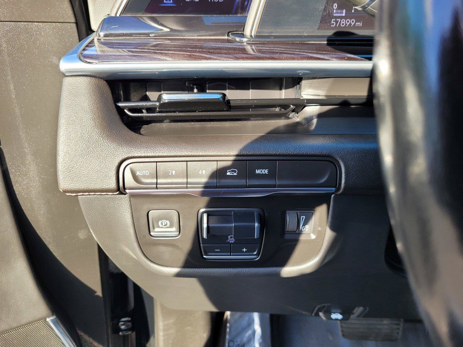 Used 2023 Cadillac Escalade Sport AWD/4WD image 34