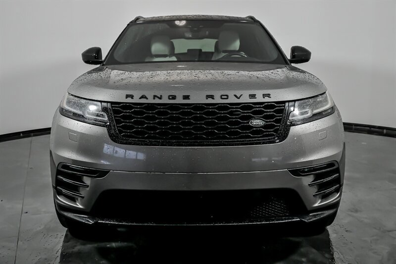 Used 2018 Land Rover Range Rover Velar R-Dynamic SE AWD/4WD image 4