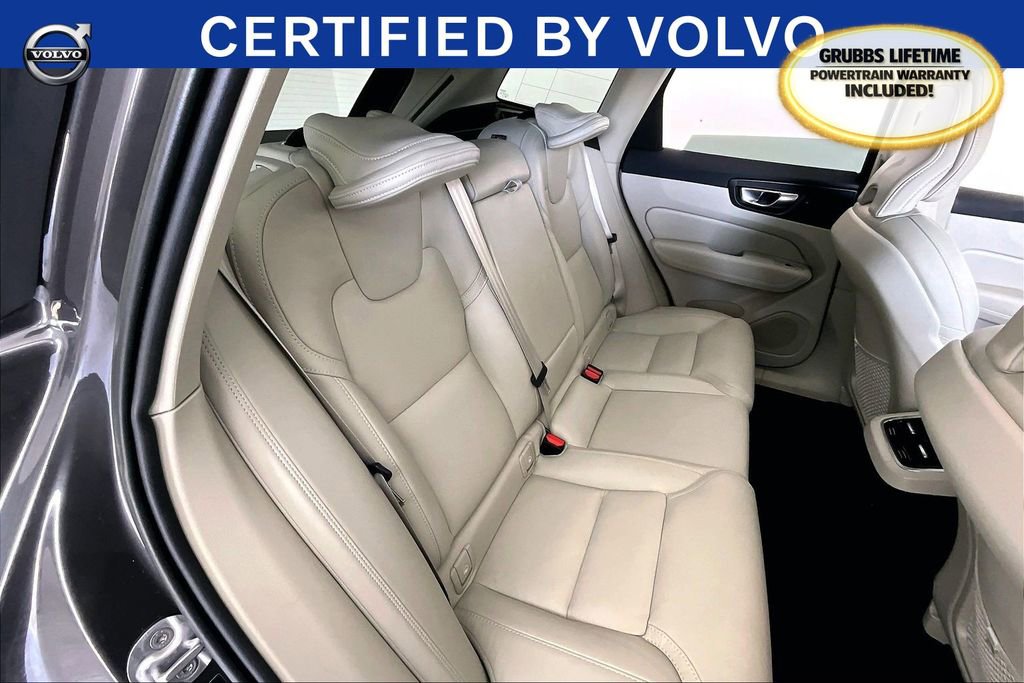 Certified 2023 Volvo XC60 B6 Ultimate w/ Protection Package Premier image 36