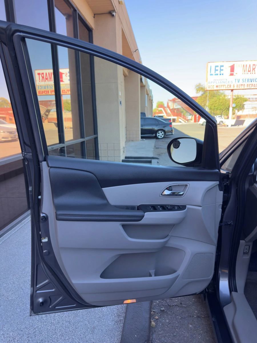 Used 2014 Honda Odyssey EX-L image 9