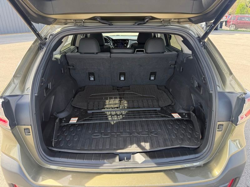 Used 2021 Subaru Outback Onyx Edition XT AWD/4WD image 14