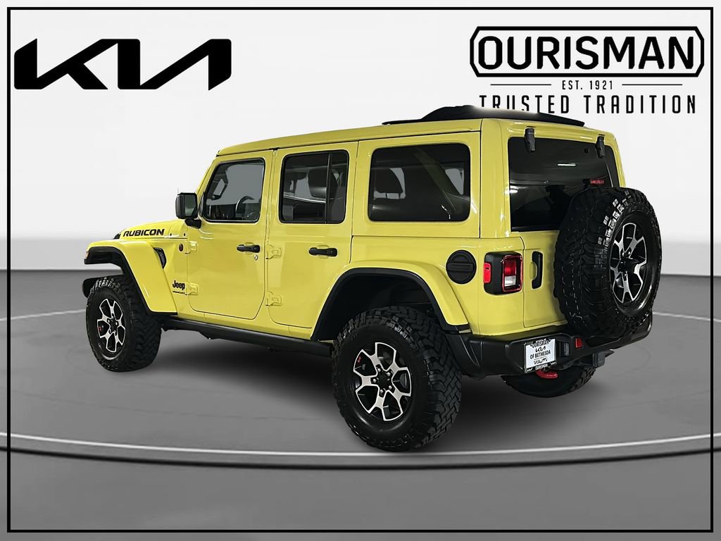 Used 2023 Jeep Wrangler Unlimited Rubicon w/ Cold Weather Group AWD/4WD image 3