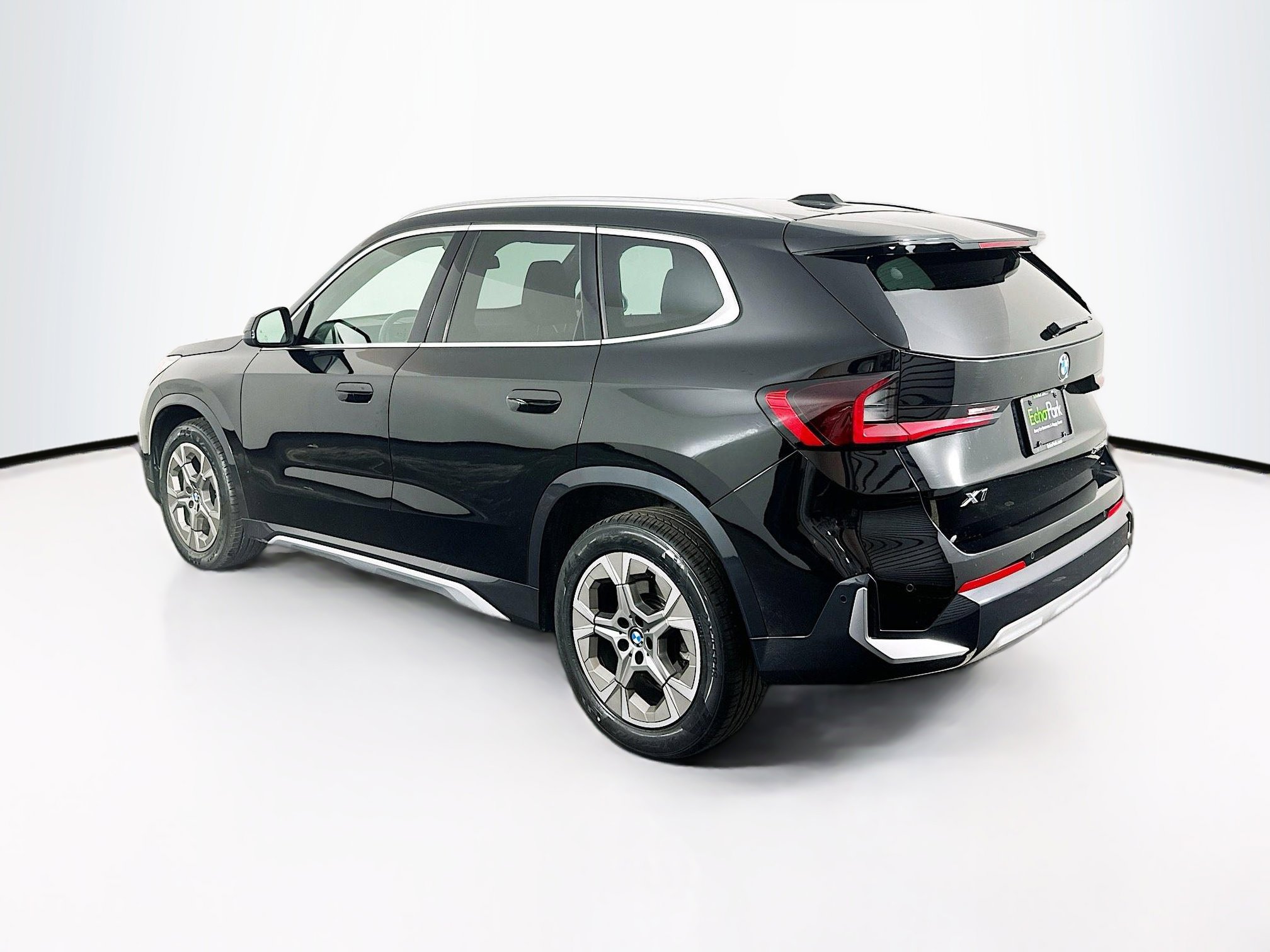Used 2025 BMW X1 xDrive28i image 5