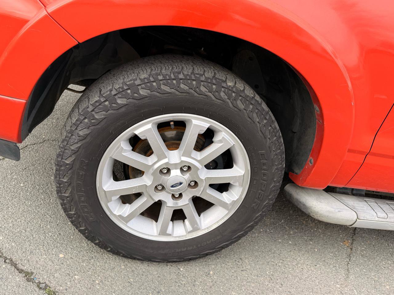 Used 2007 Ford Explorer Sport Trac Limited image 7