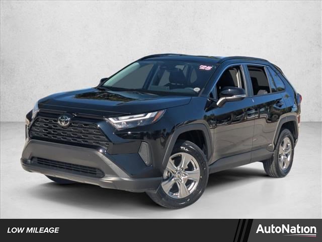 Used 2025 Toyota RAV4 LE video 1