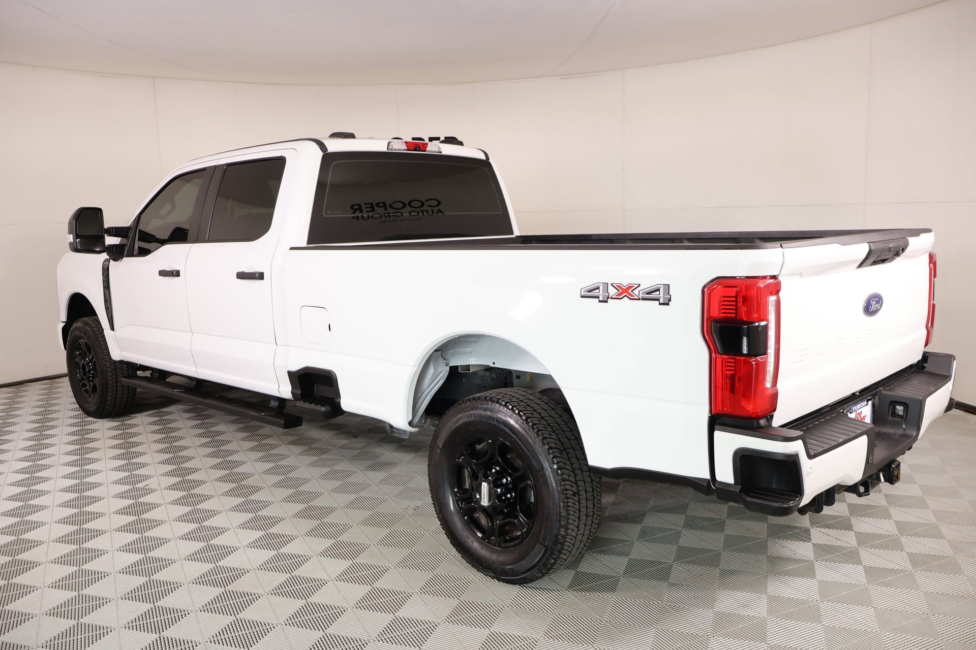 Used 2023 Ford F250 XL w/ STX Appearance Package AWD/4WD image 21