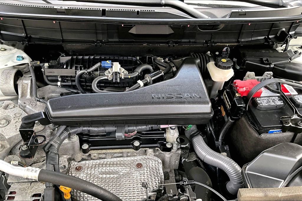Used 2018 Nissan Rogue SL w/ Premium Package AWD/4WD image 31