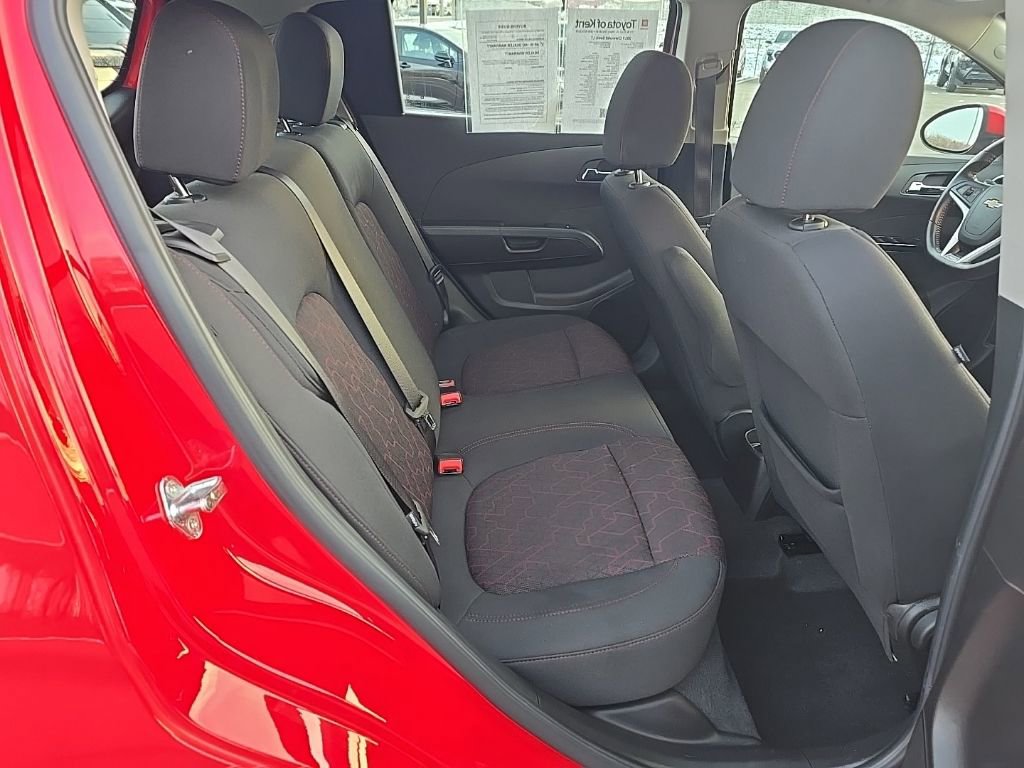 Used 2017 Chevrolet Sonic LT w/ Convenience Package image 28