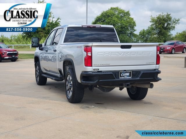 Used 2021 Chevrolet Silverado 2500 Custom w/ Custom Value Package AWD/4WD image 8