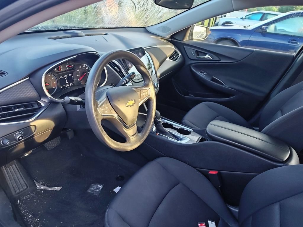 Used 2021 Chevrolet Malibu LT FWD image 7
