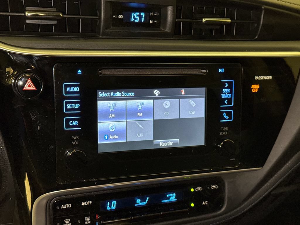 Used 2017 Toyota Corolla SE FWD image 22