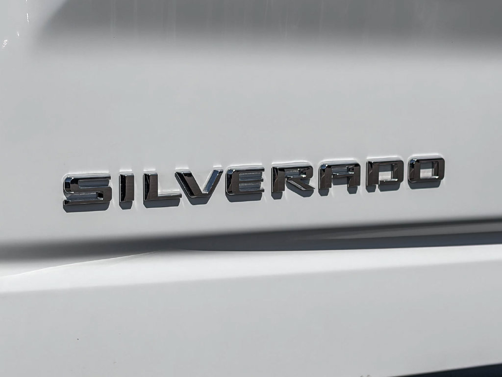 Used 2025 Chevrolet Silverado 1500 W/T RWD image 5