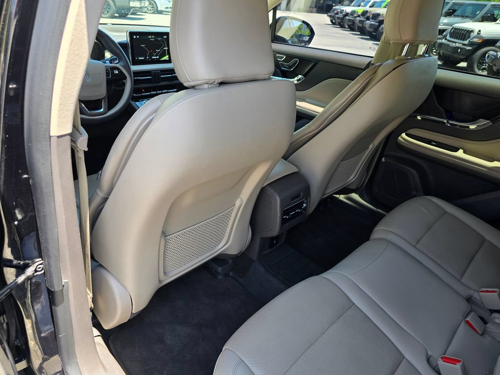 Used 2022 Lincoln Corsair FWD w/ Premium Package image 25