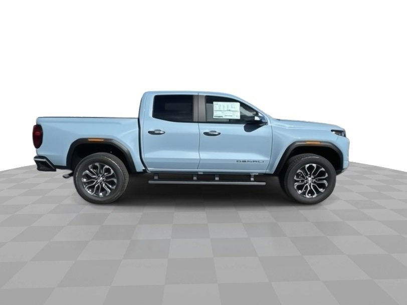New 2026 GMC Canyon Denali image 9